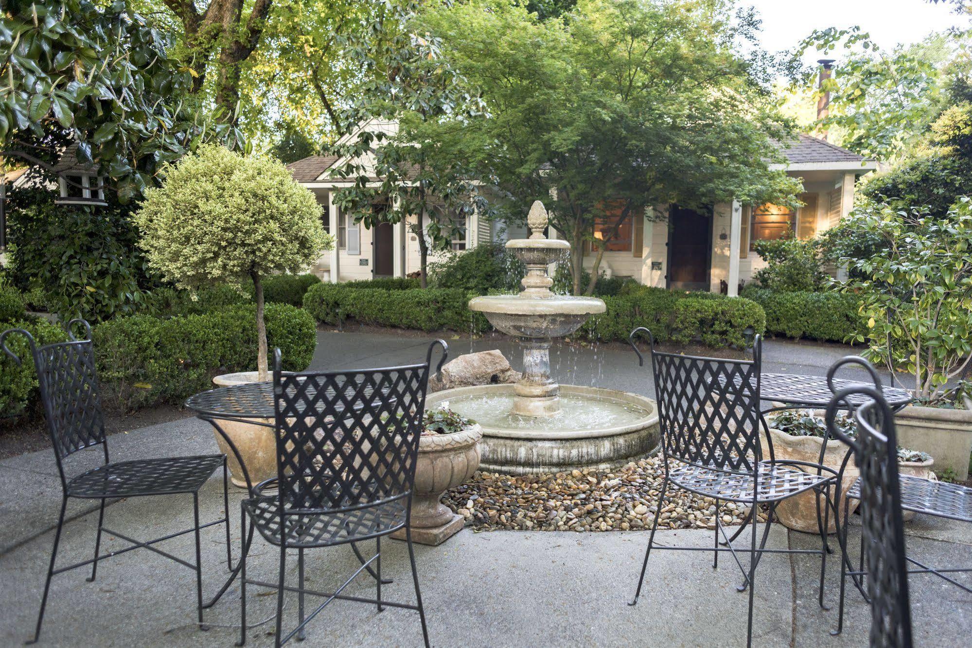 Cottage Grove Inn Calistoga Exteriör bild